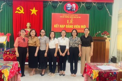 LỄ KẾT NẠP ĐẢNG VIÊN MỚI NĂM 2023