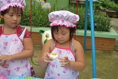 Cuộc thi làm bánh tặng mẹ